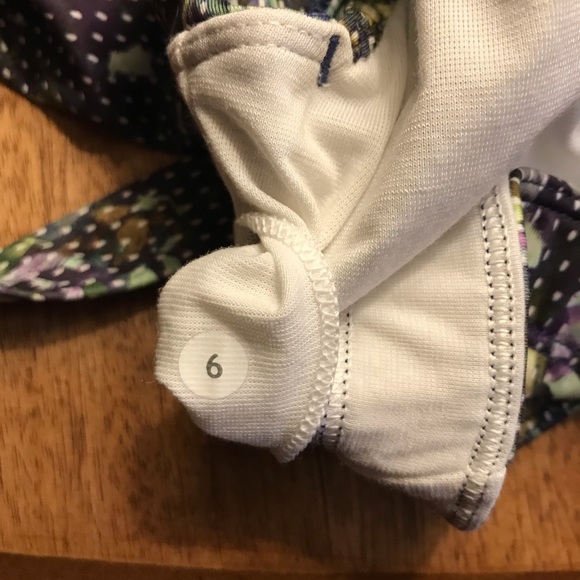 Lululemon Green Mesh Polka Dot Foloral-Active Running The City Tank -Size 6 - Picture 11 of 11